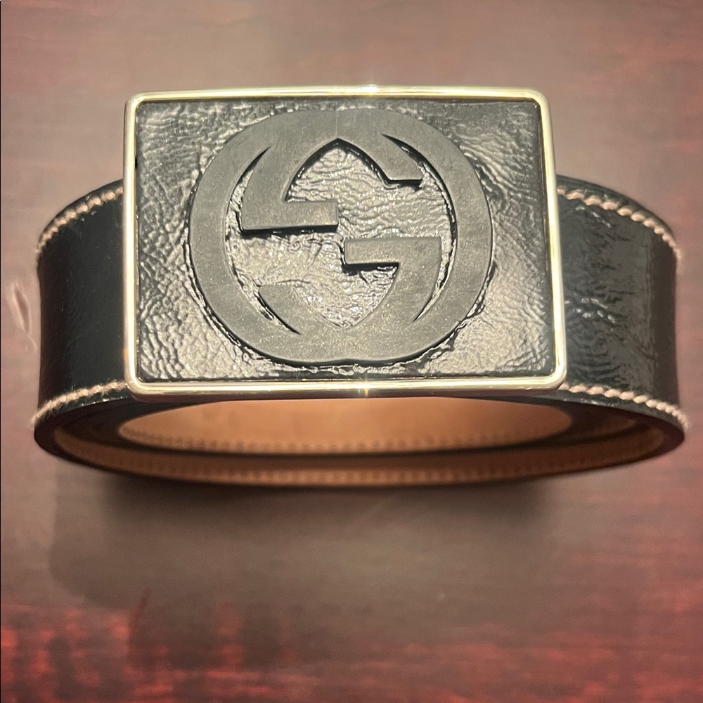 Gucci Black Leather Belt with Logo Buckle